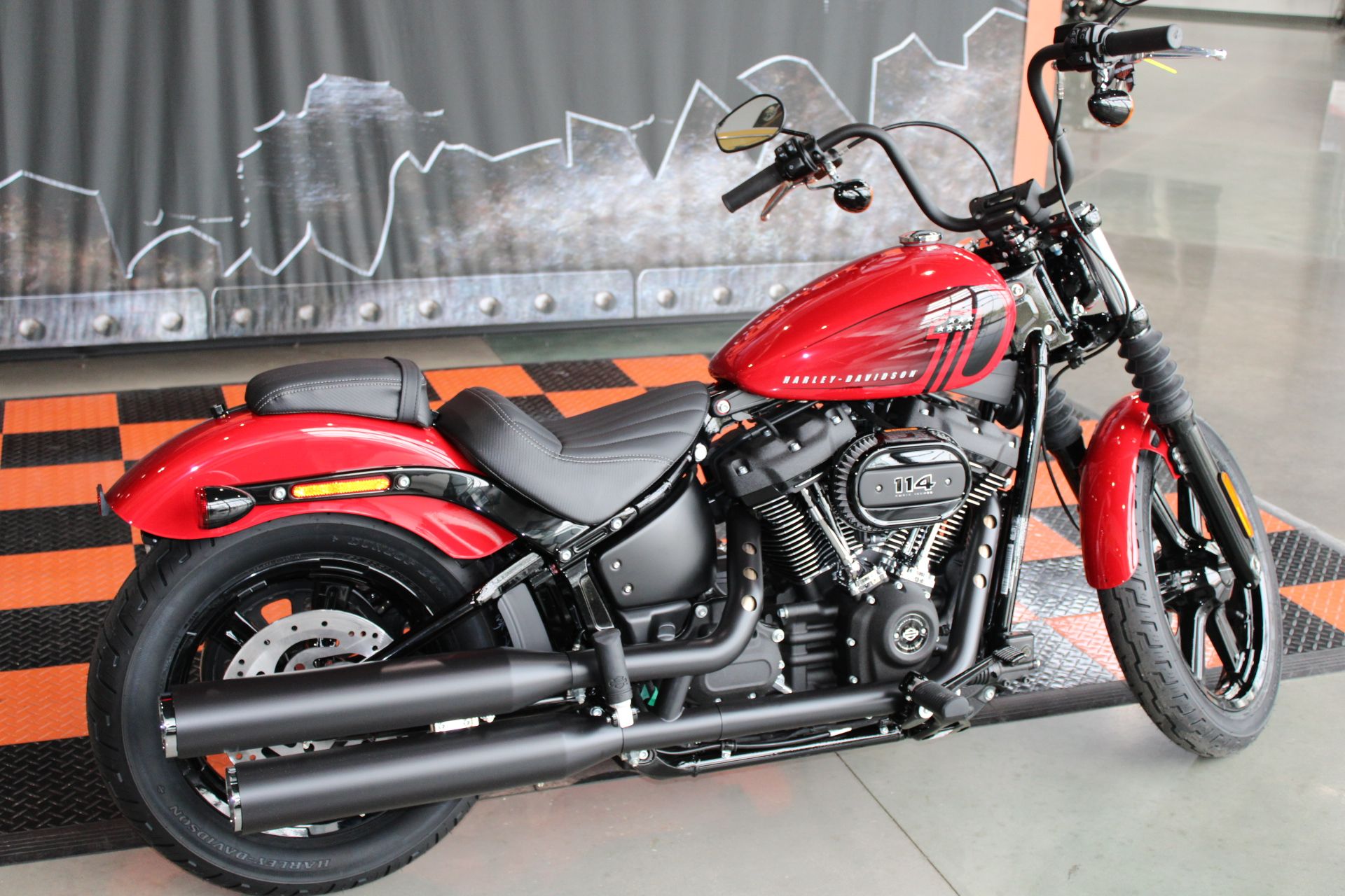 2022 Harley-Davidson Street Bob® 114 in Shorewood, Illinois - Photo 11