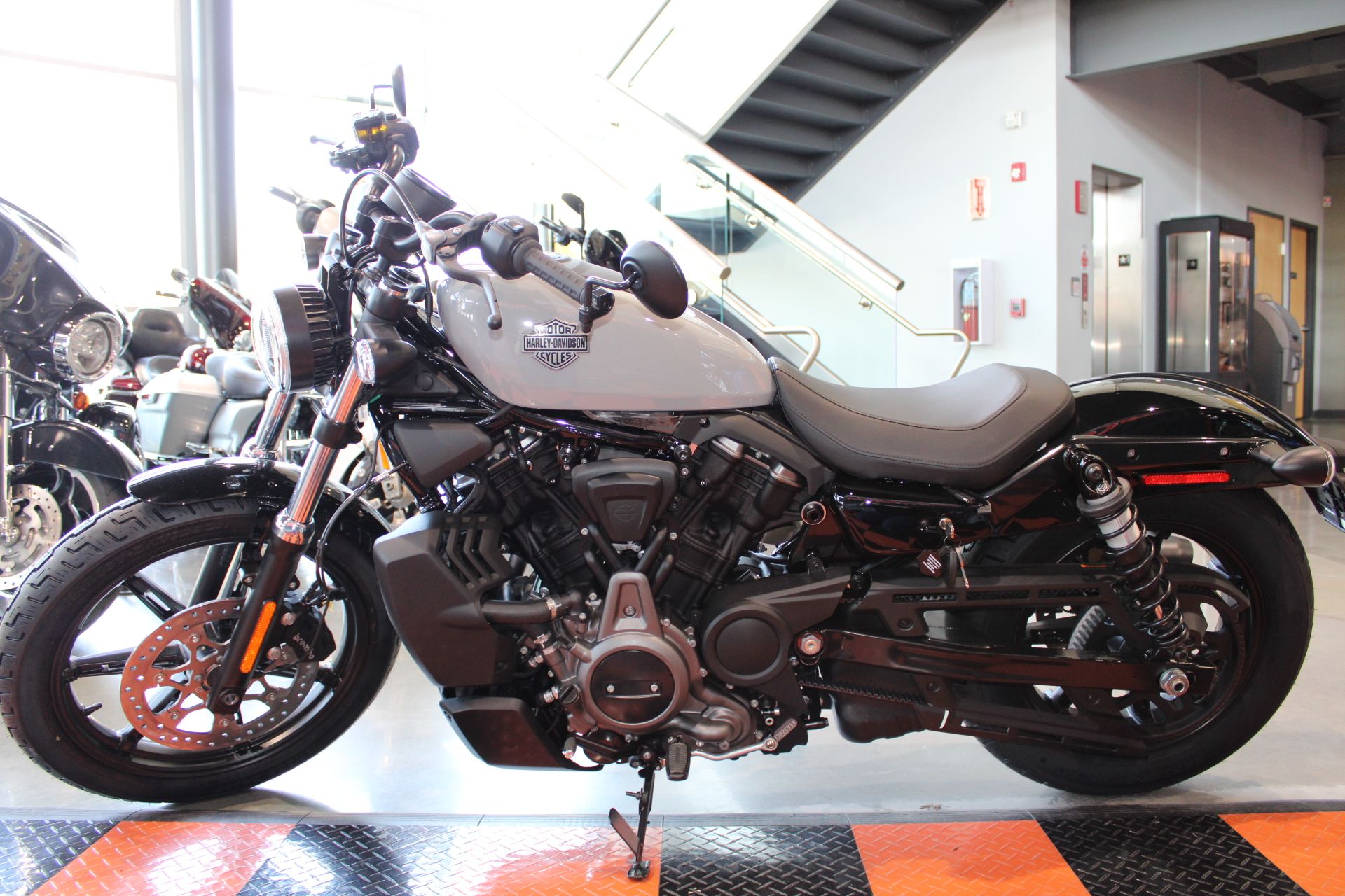 2024 Harley-Davidson Nightster® in Shorewood, Illinois - Photo 18