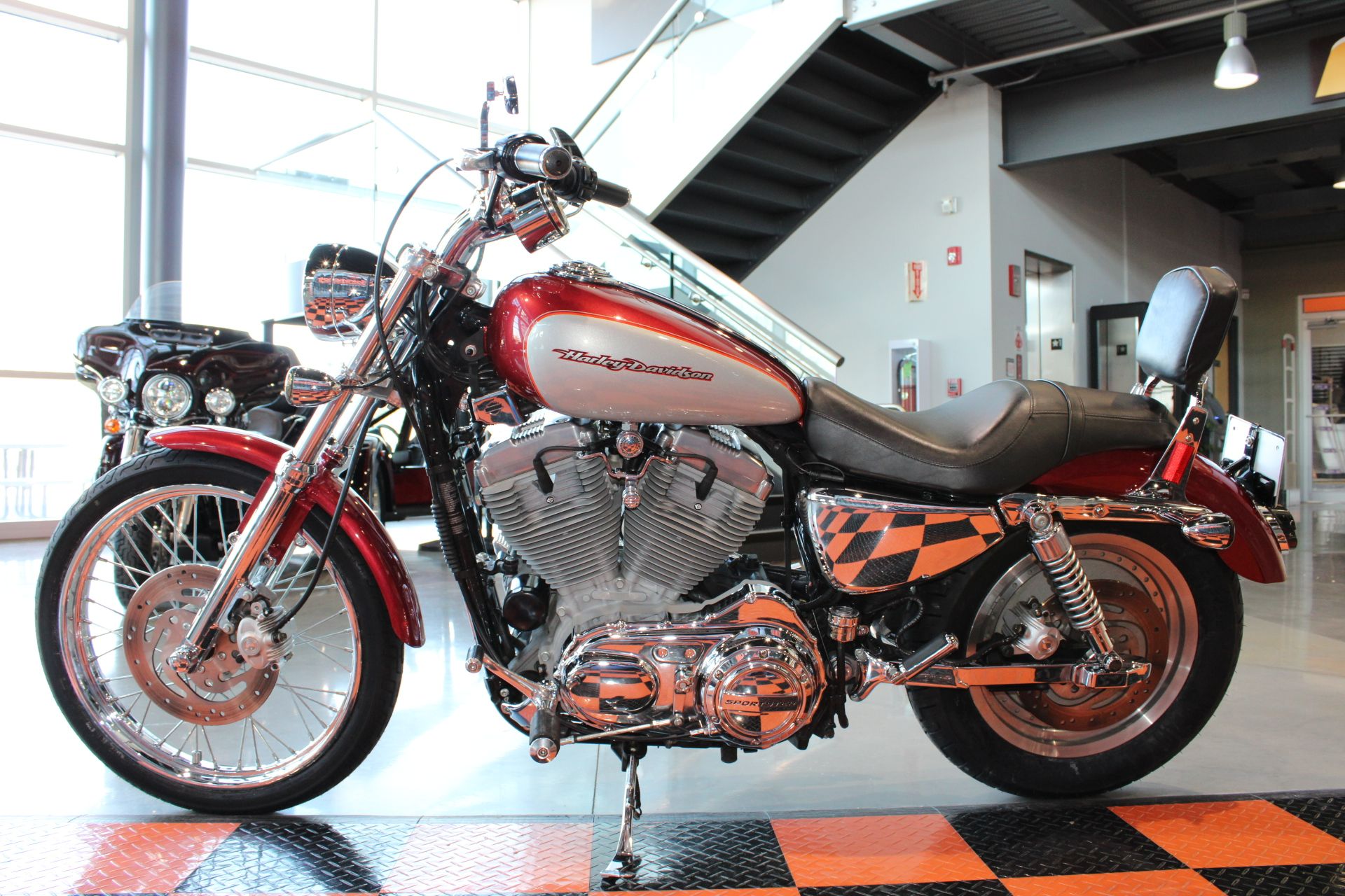 2004 Harley-Davidson Sportster® XL 883 Custom in Shorewood, Illinois - Photo 20