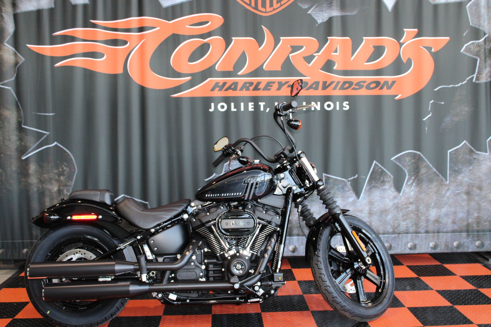 2024 Harley-Davidson Street Bob® 114 in Shorewood, Illinois - Photo 1