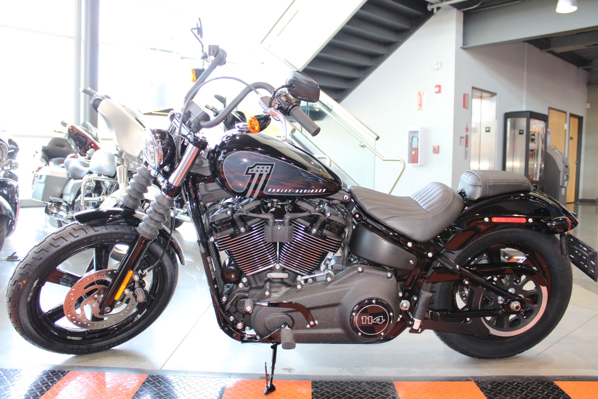 2024 Harley-Davidson Street Bob® 114 in Shorewood, Illinois - Photo 18