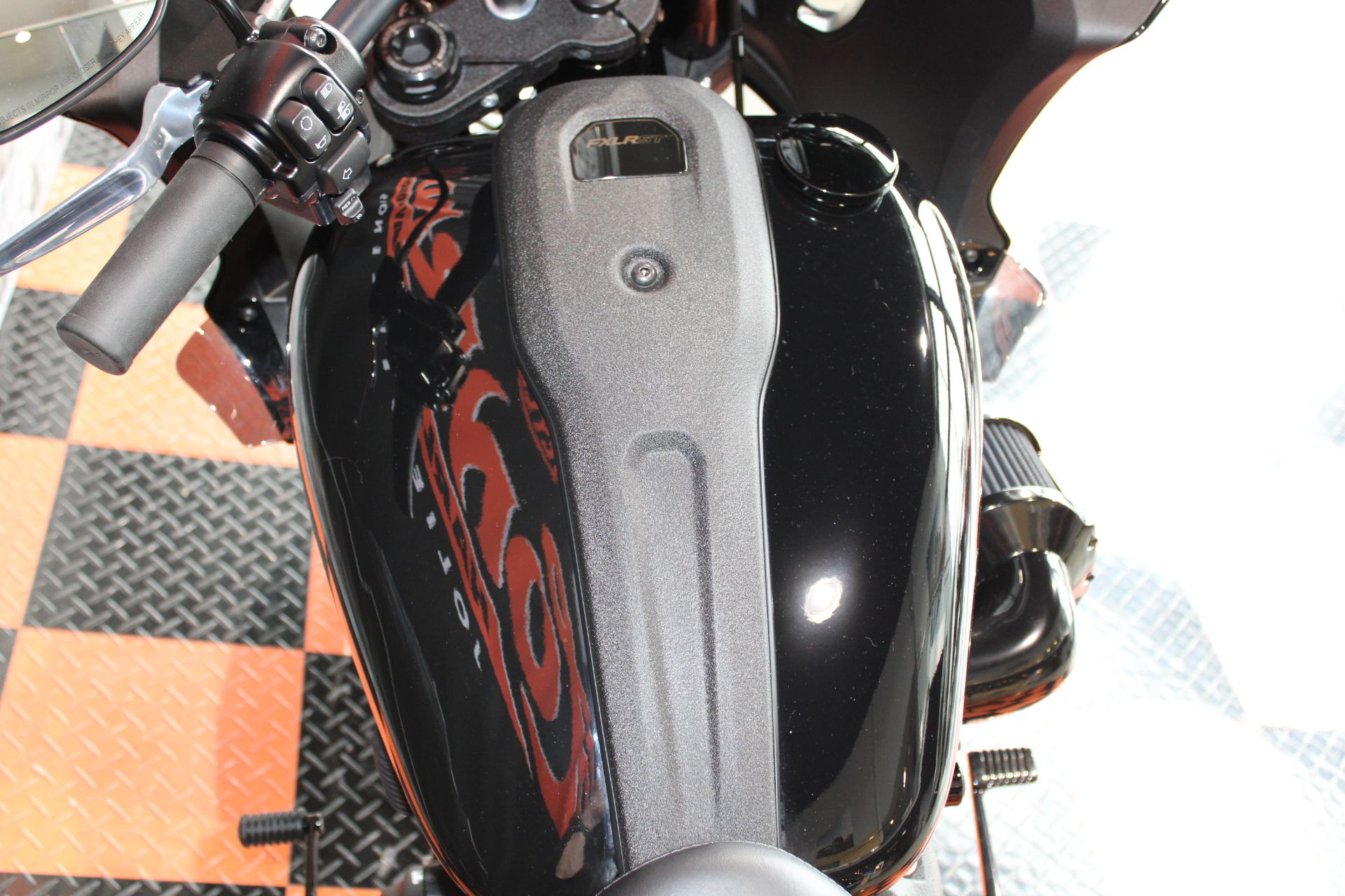2023 Harley-Davidson Low Rider® ST in Shorewood, Illinois - Photo 10