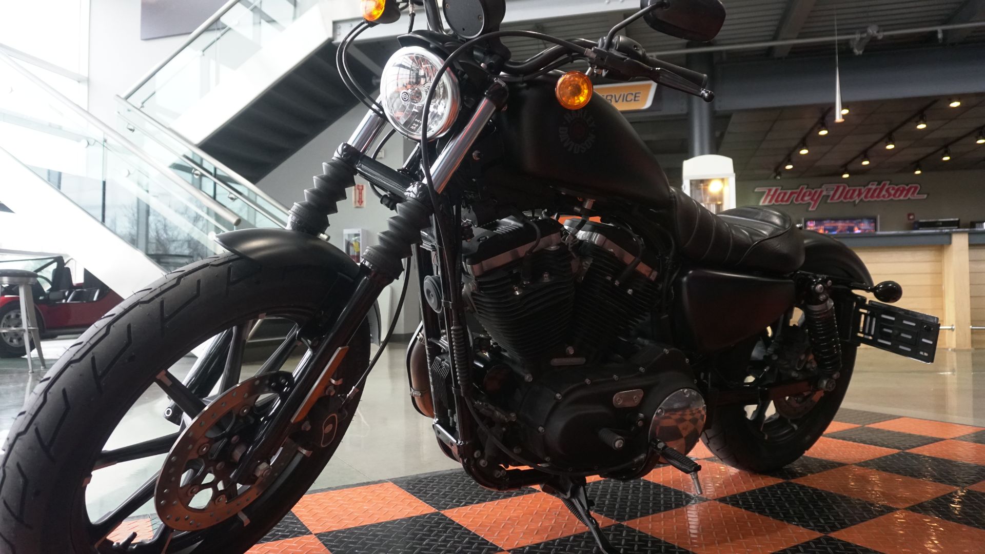 2019 Harley-Davidson Iron 883™ in Shorewood, Illinois - Photo 10
