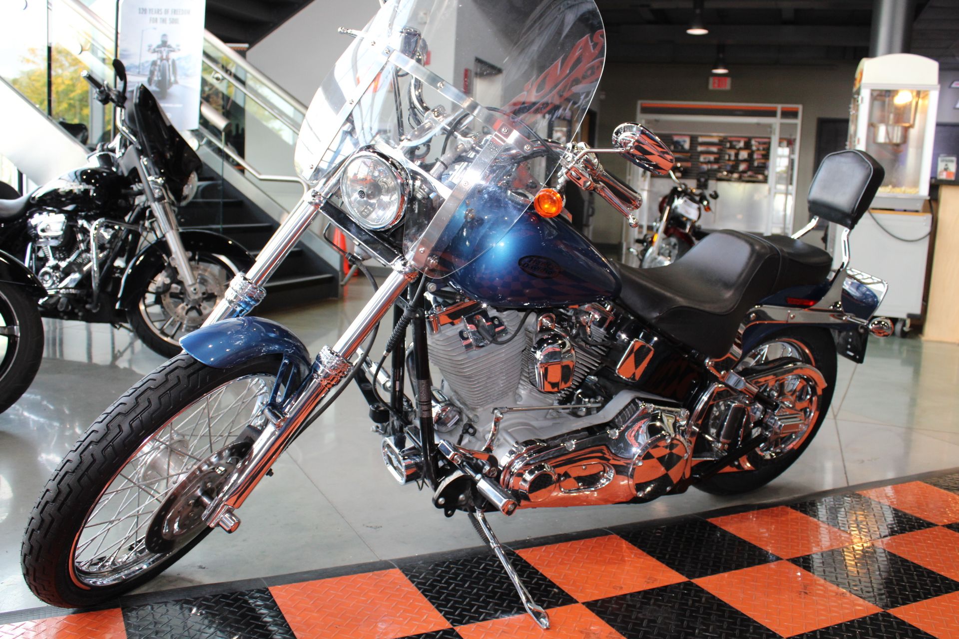 2005 Harley-Davidson FXST/FXSTI Softail® Standard in Shorewood, Illinois - Photo 19
