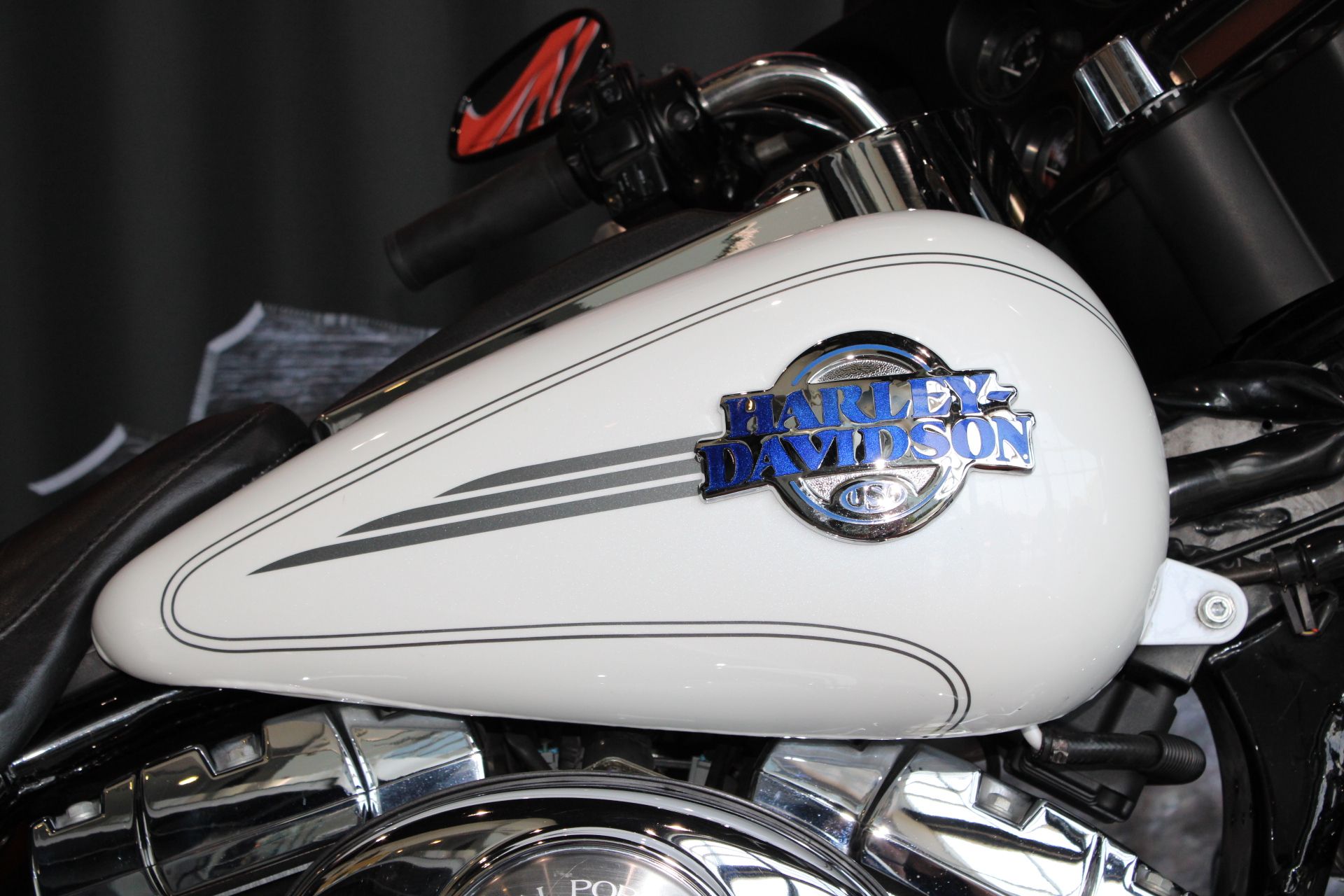 2006 Harley-Davidson Ultra Classic® Electra Glide® in Shorewood, Illinois - Photo 6