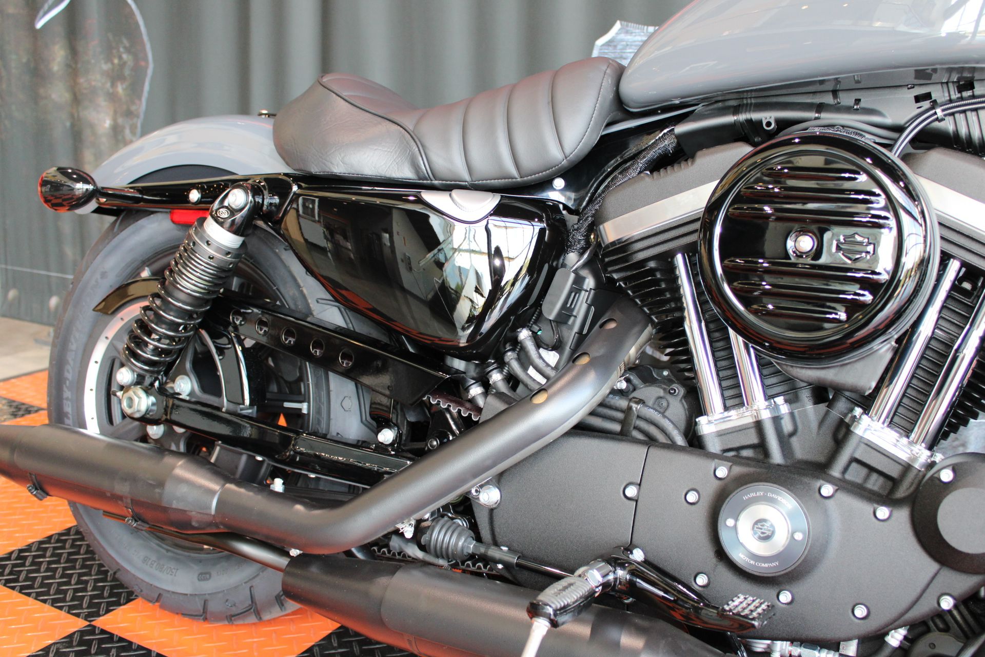 2022 Harley-Davidson Iron 883™ in Shorewood, Illinois - Photo 7
