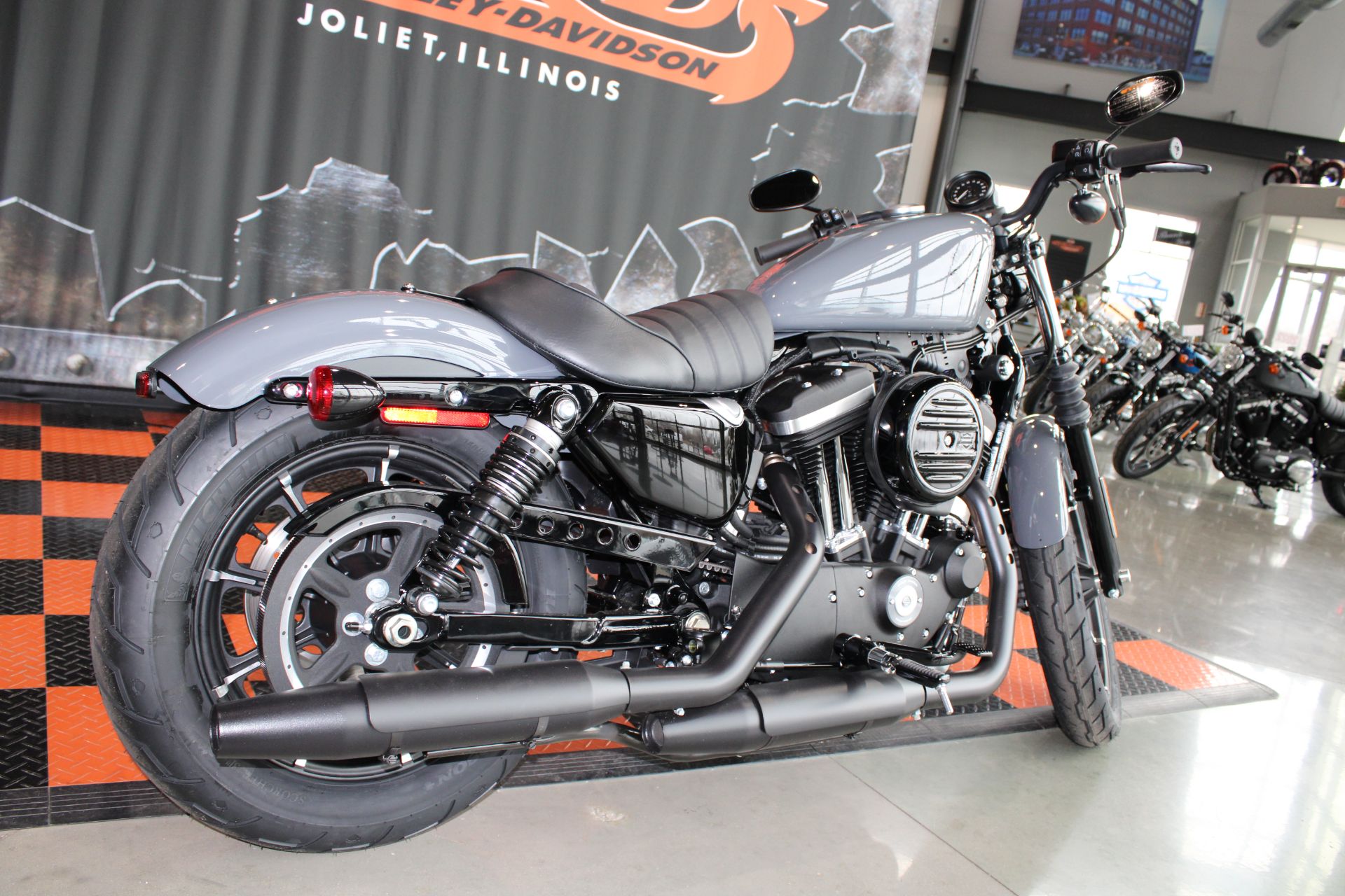 2022 Harley-Davidson Iron 883™ in Shorewood, Illinois - Photo 11