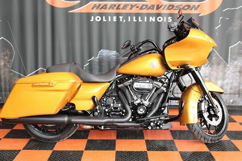 2023 Harley-Davidson Road Glide® Special in Shorewood, Illinois - Photo 2