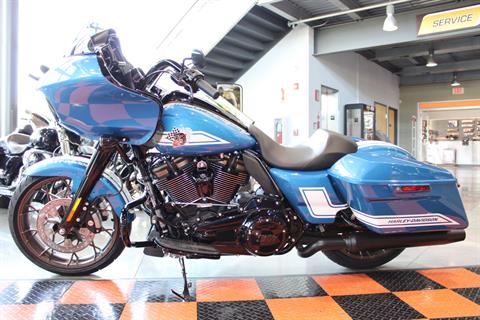 2023 Harley-Davidson Road Glide® ST in Shorewood, Illinois - Photo 20