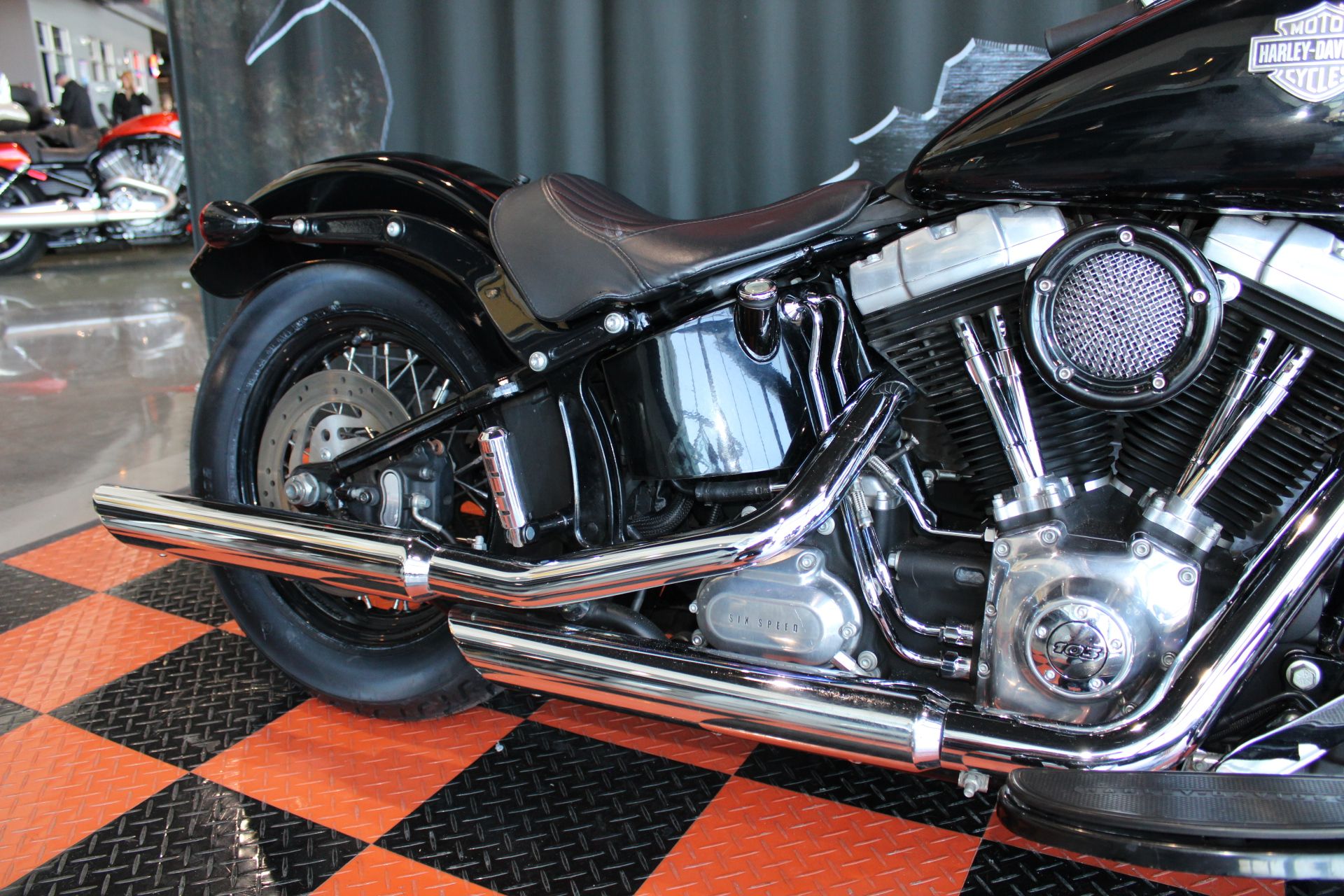 2013 Harley-Davidson Softail Slim® in Shorewood, Illinois - Photo 7