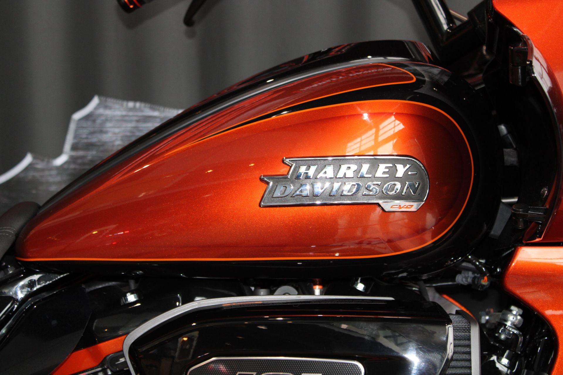 2023 Harley-Davidson CVO™ Road Glide® in Shorewood, Illinois - Photo 6