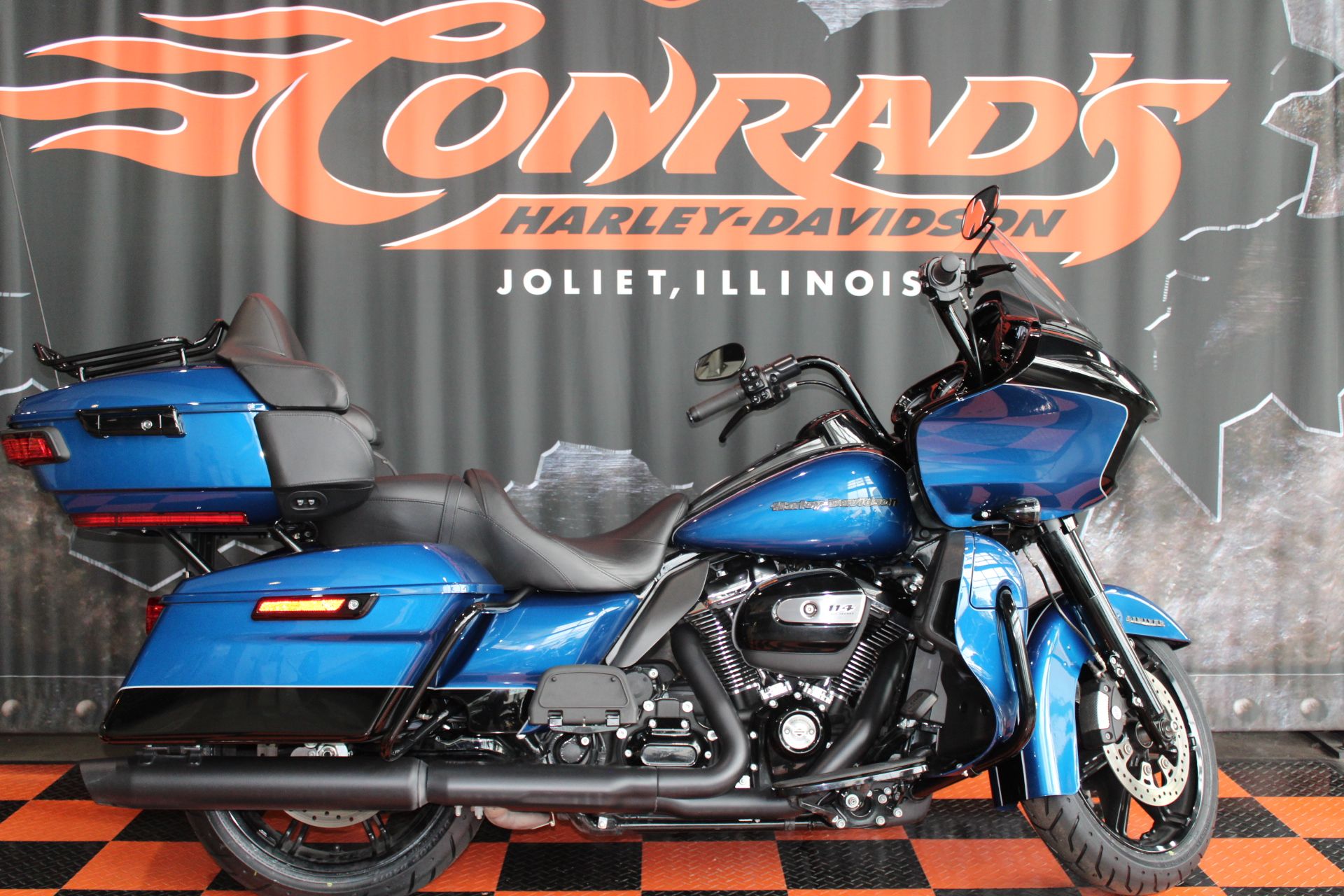 2022 Harley-Davidson Road Glide® Limited in Shorewood, Illinois - Photo 2