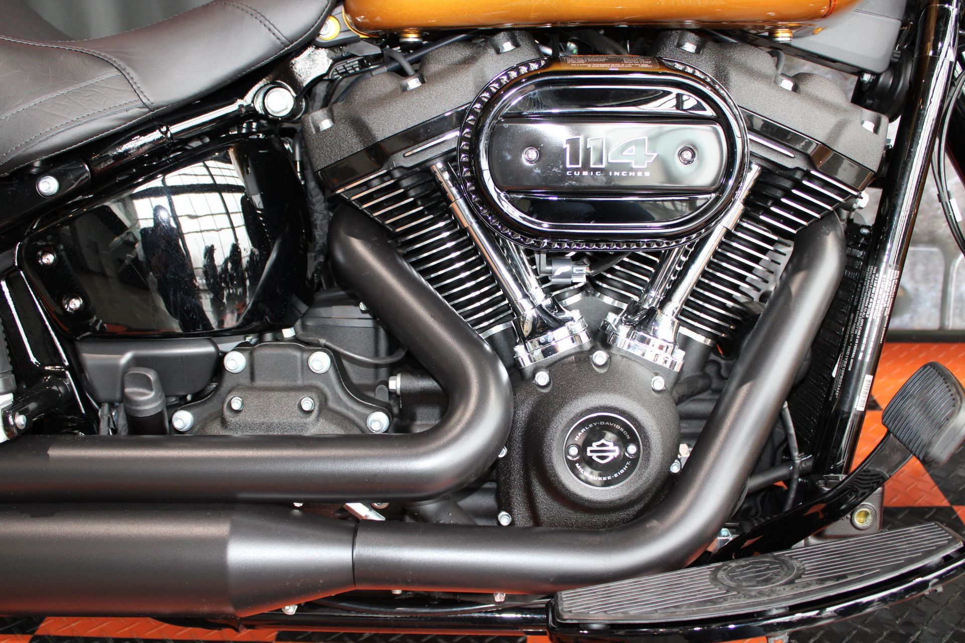 2023 Harley-Davidson Heritage Classic 114 in Shorewood, Illinois - Photo 6