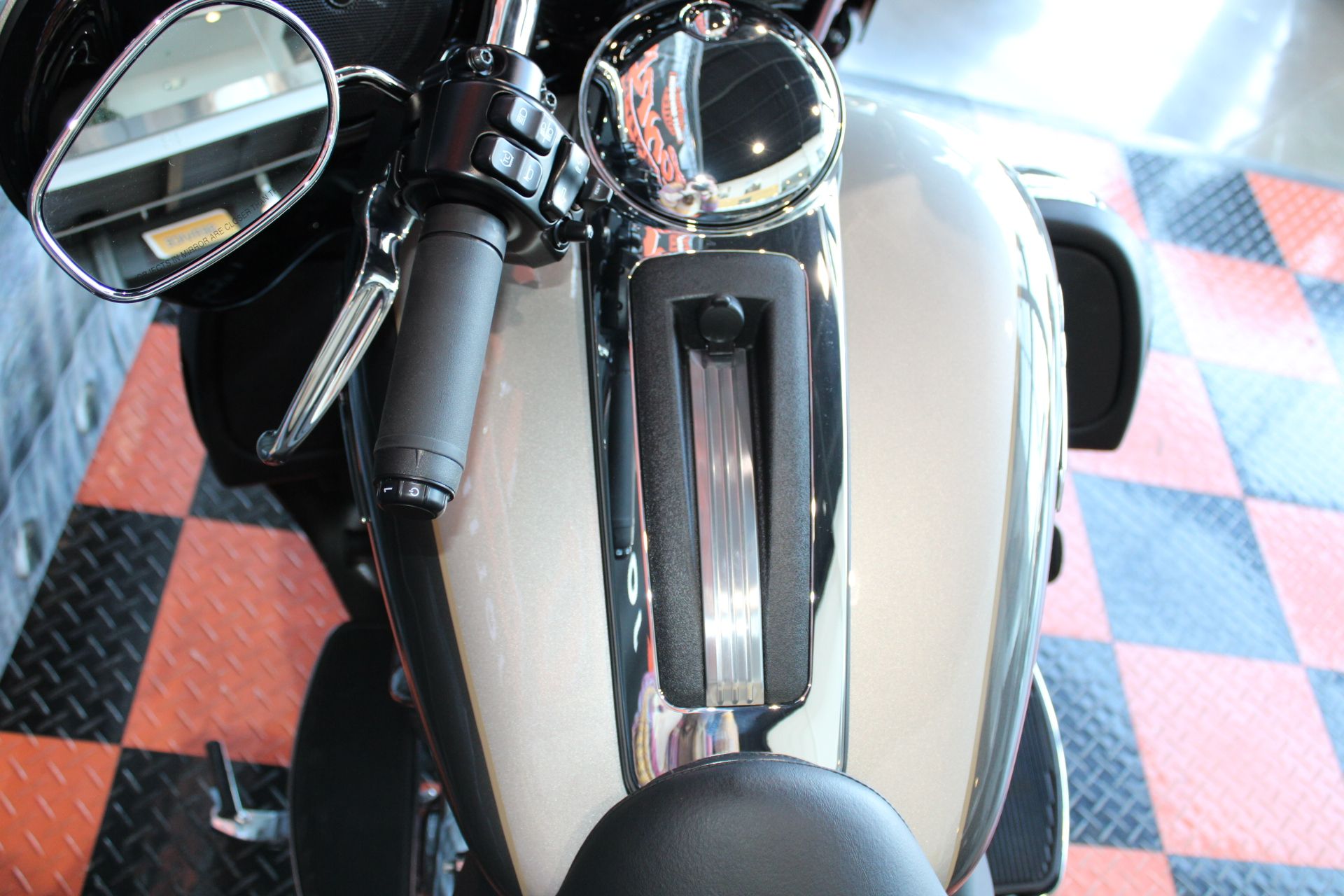 2023 Harley-Davidson Ultra Limited in Shorewood, Illinois - Photo 10