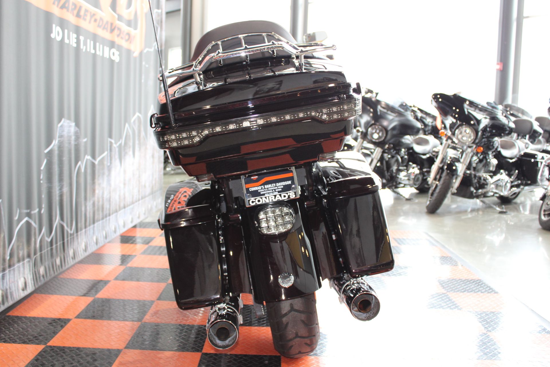2023 Harley-Davidson CVO™ Road Glide® Limited Anniversary in Shorewood, Illinois - Photo 23
