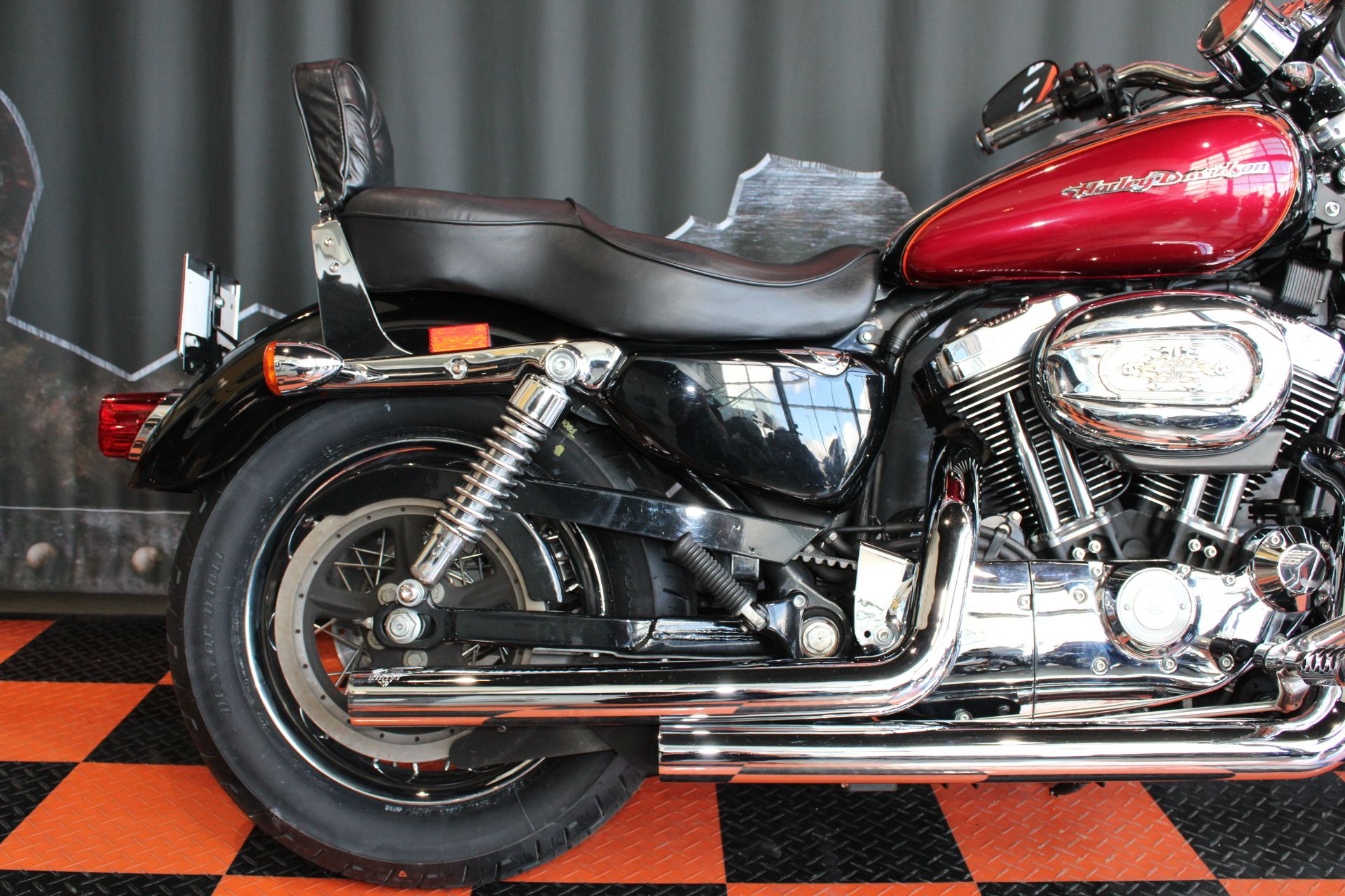 2005 Harley-Davidson Sportster® XL 1200 Custom in Shorewood, Illinois - Photo 15