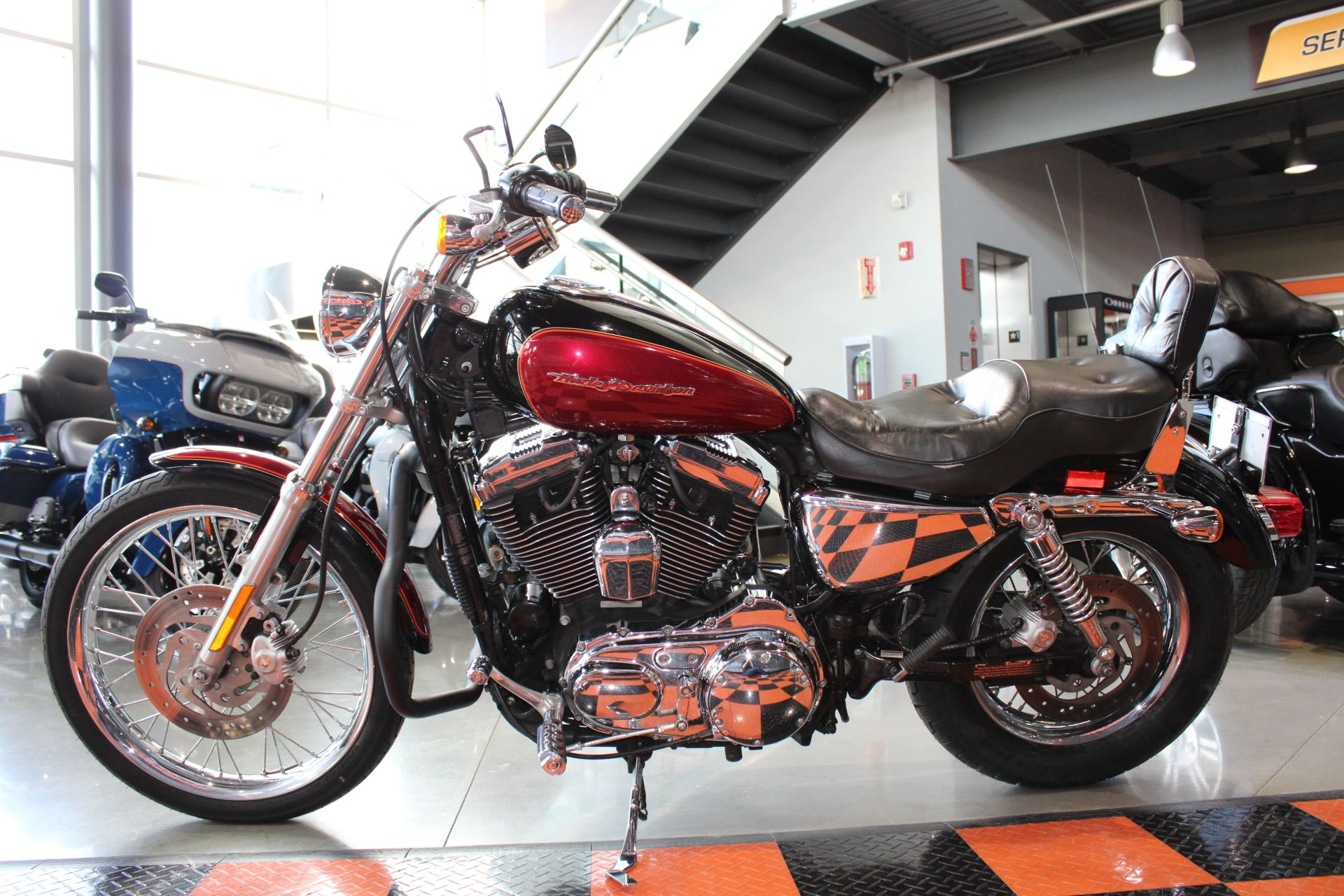 2005 Harley-Davidson Sportster® XL 1200 Custom in Shorewood, Illinois - Photo 18