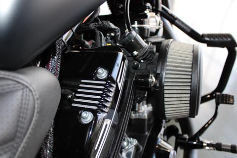 2017 Harley-Davidson Iron 883™ in Shorewood, Illinois - Photo 17