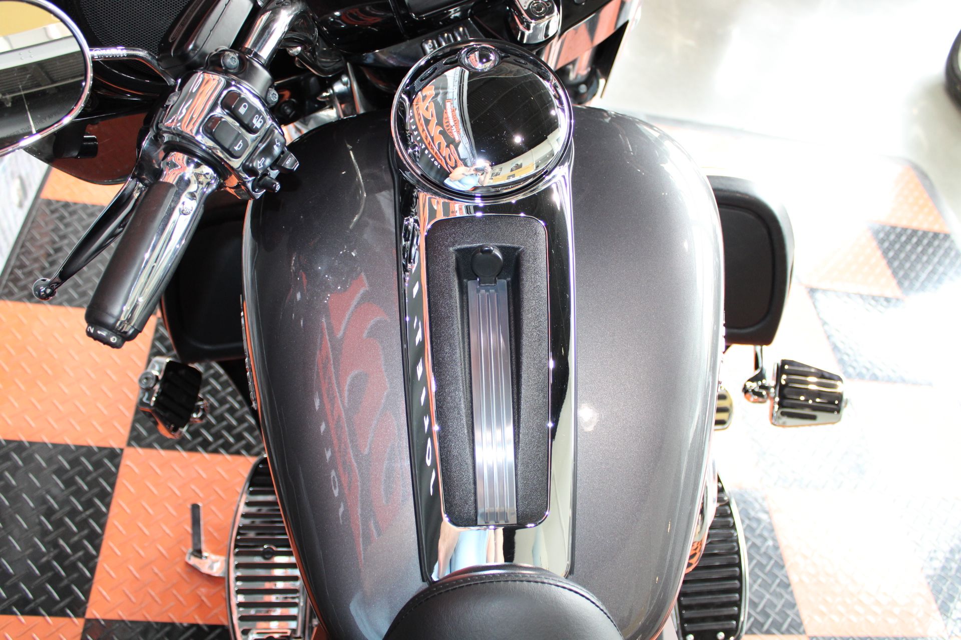 2014 Harley-Davidson Ultra Limited in Shorewood, Illinois - Photo 12