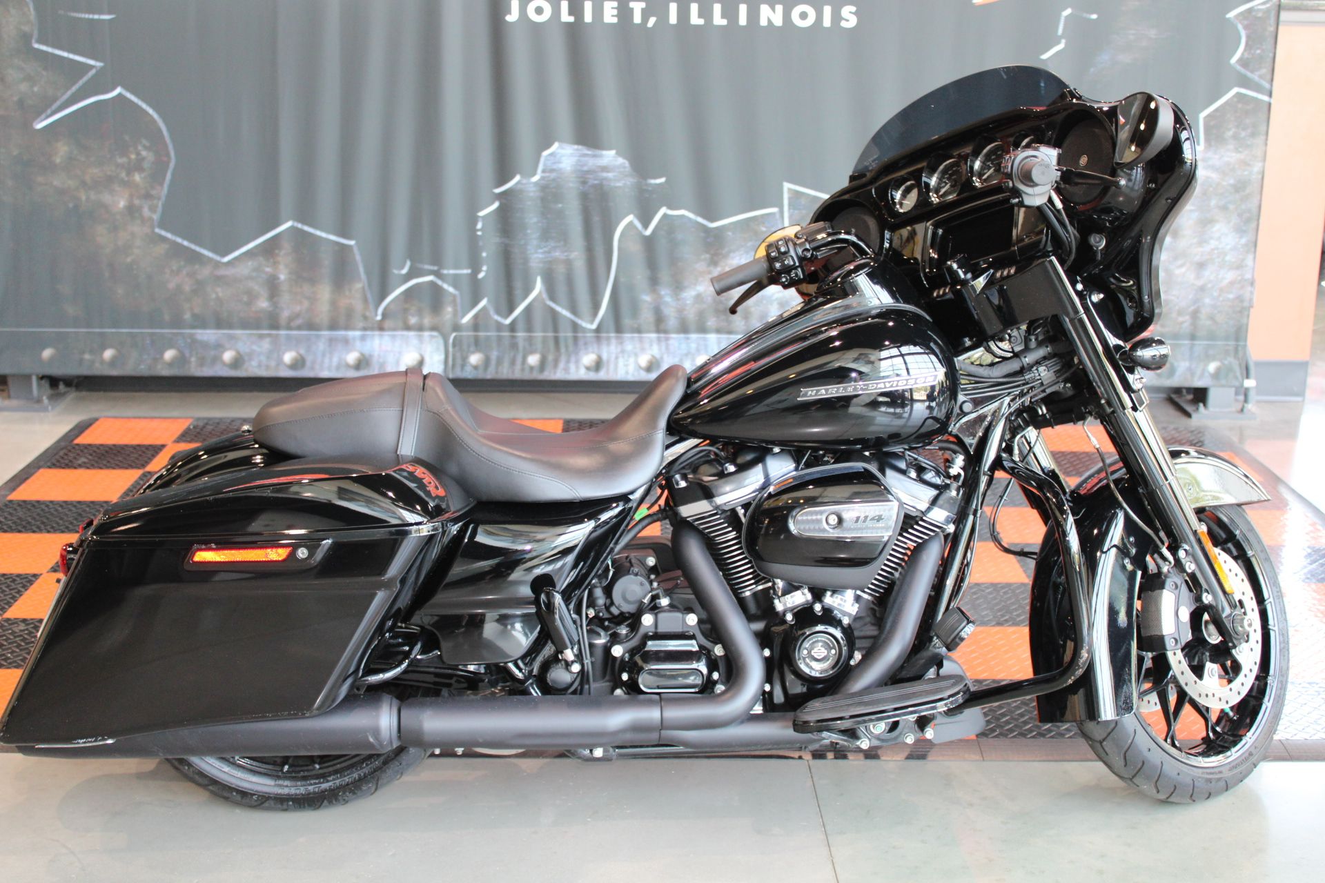 2020 Harley-Davidson Street Glide® Special in Shorewood, Illinois - Photo 1