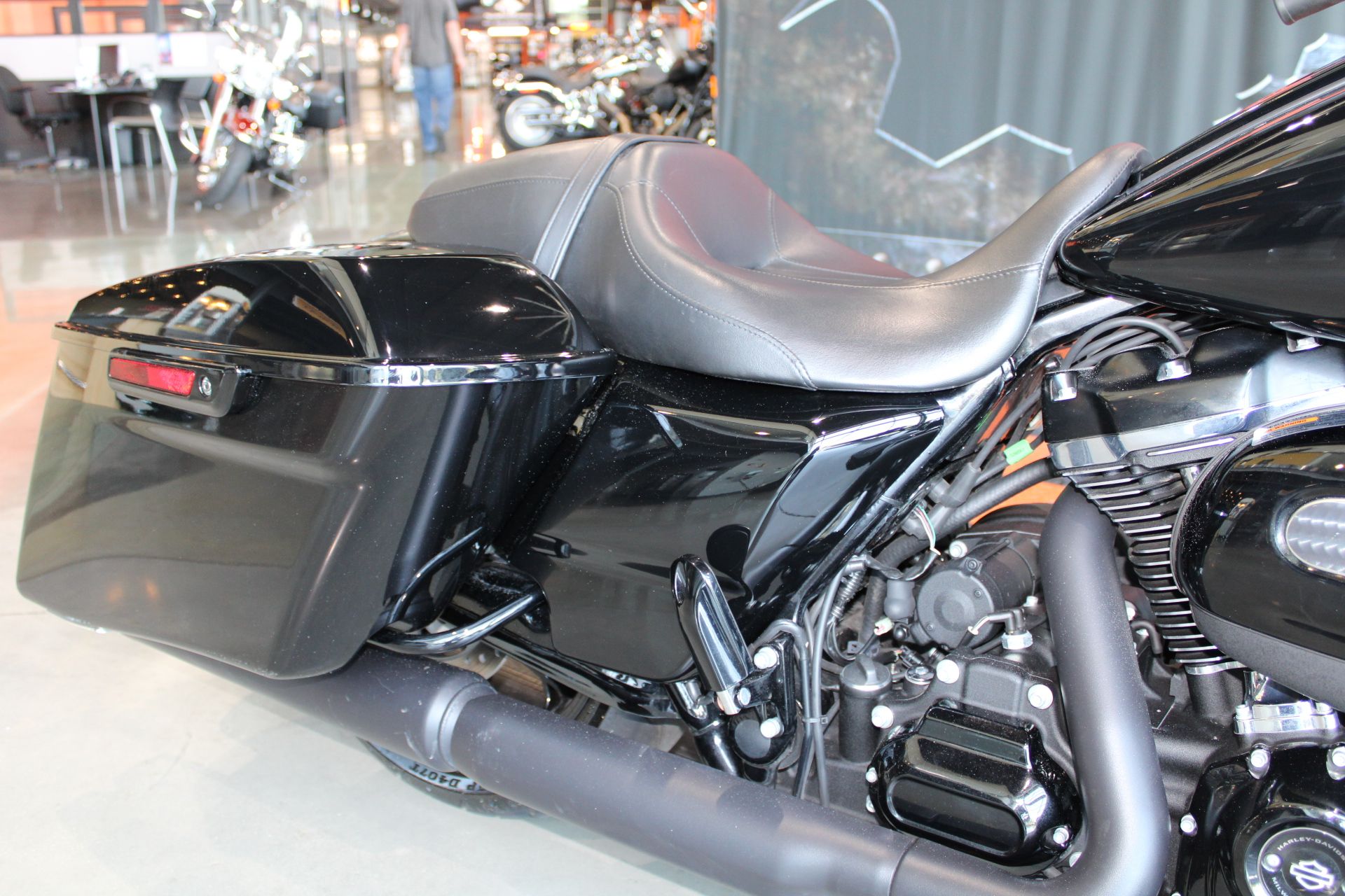2020 Harley-Davidson Street Glide® Special in Shorewood, Illinois - Photo 6