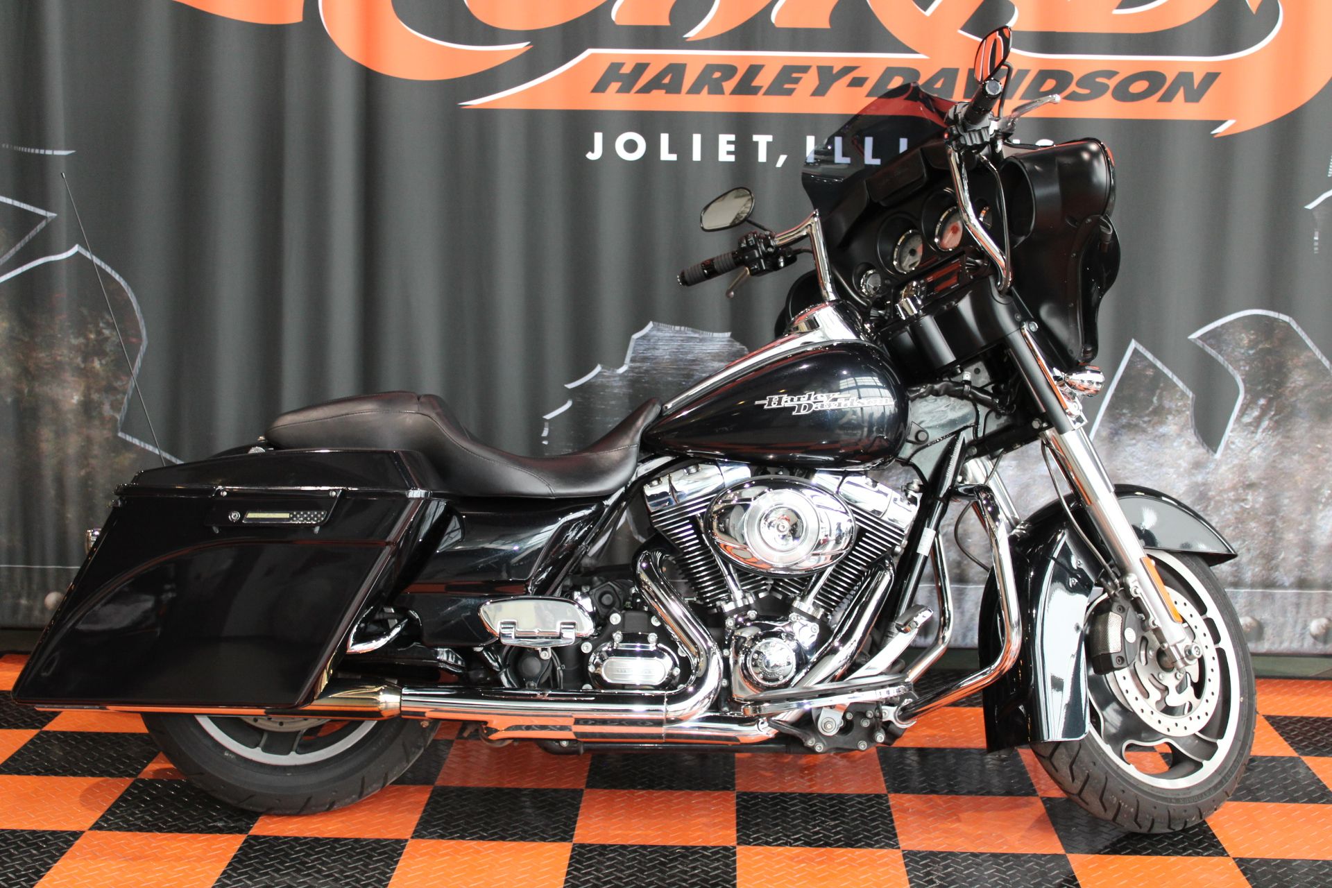 2013 Harley-Davidson Street Glide® in Shorewood, Illinois - Photo 2