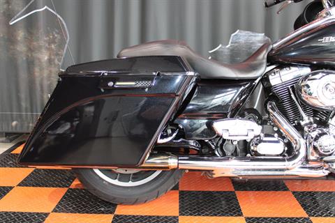 2013 Harley-Davidson Street Glide® in Shorewood, Illinois - Photo 17