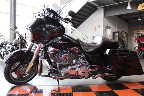 2013 Harley-Davidson Street Glide® in Shorewood, Illinois - Photo 19