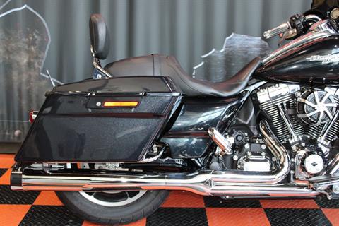 2013 Harley-Davidson Street Glide® in Shorewood, Illinois - Photo 15