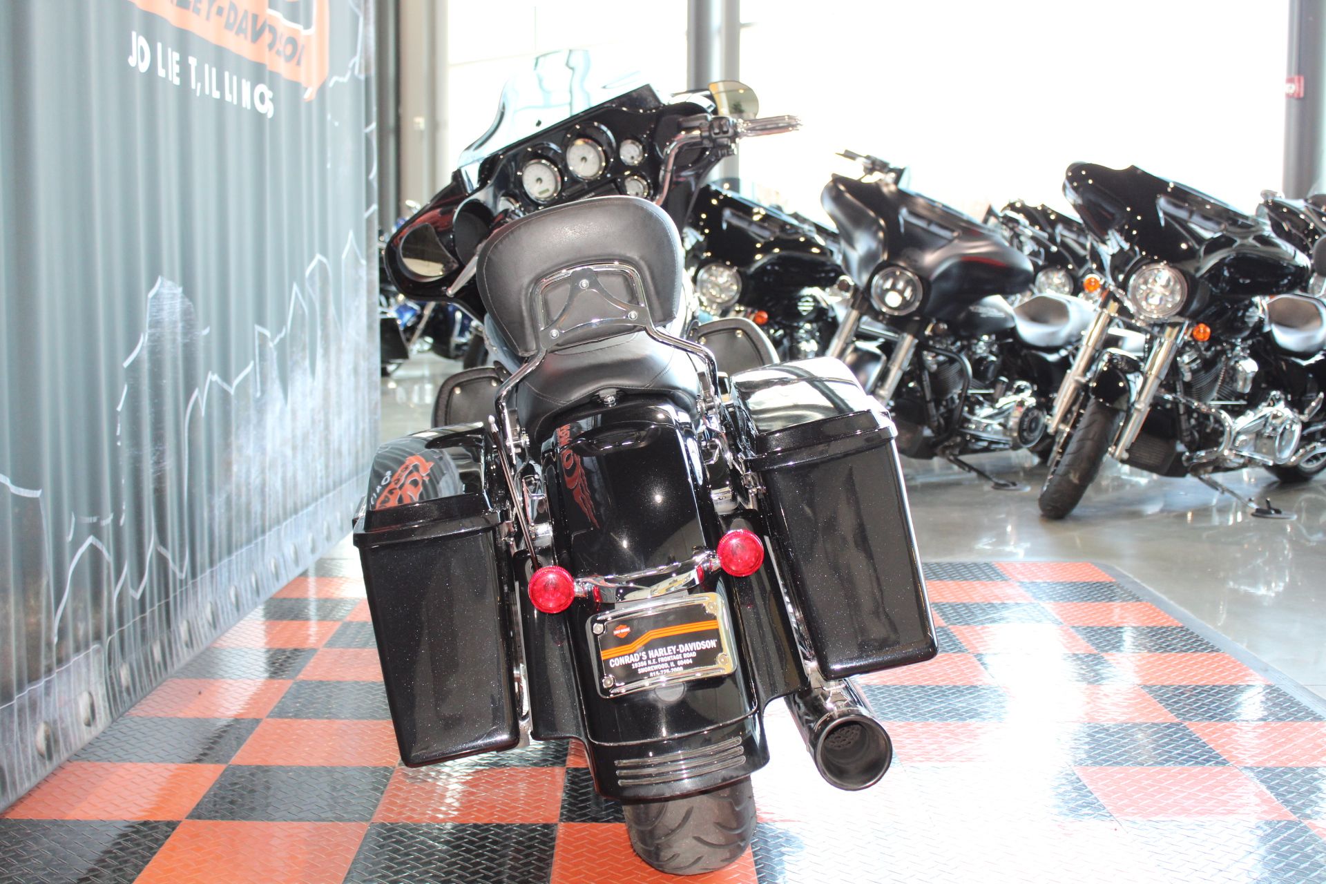 2013 Harley-Davidson Street Glide® in Shorewood, Illinois - Photo 17