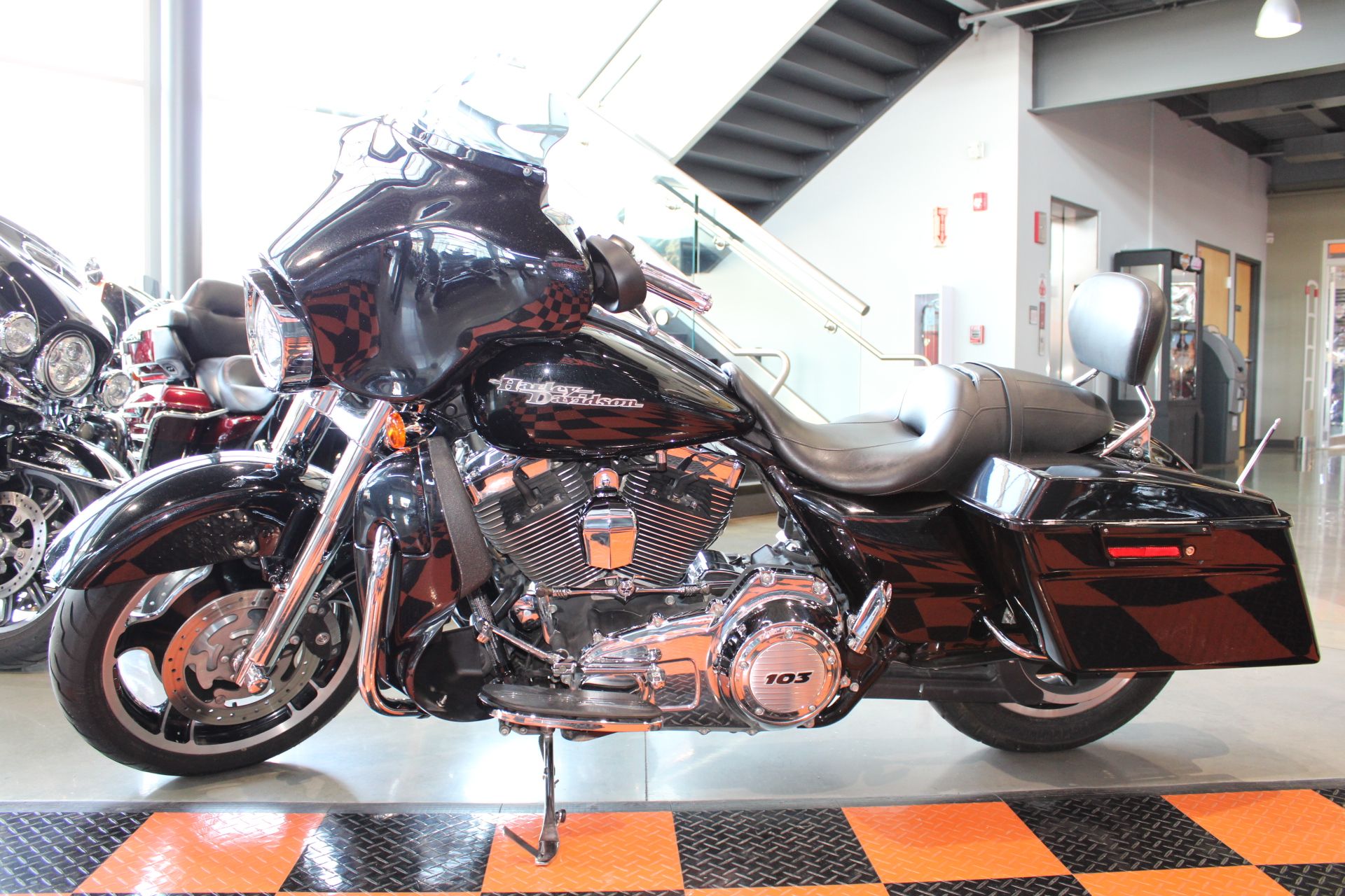 2013 Harley-Davidson Street Glide® in Shorewood, Illinois - Photo 19