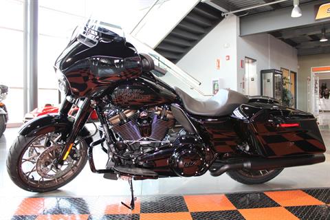 2022 Harley-Davidson Street Glide® ST in Shorewood, Illinois - Photo 20