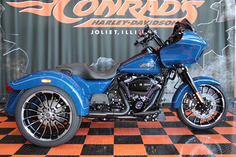 2023 Harley-Davidson Road Glide® 3 in Shorewood, Illinois - Photo 2