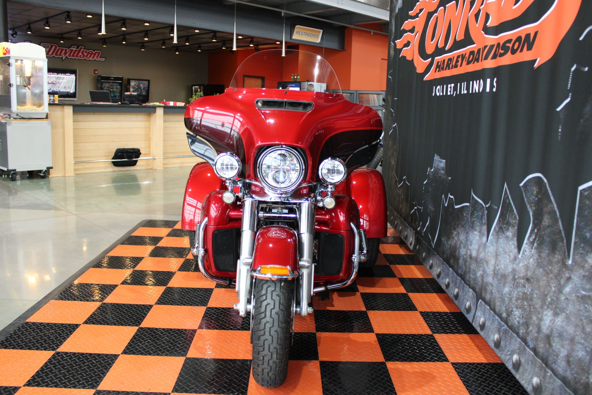 2018 Harley-Davidson Tri Glide® Ultra in Shorewood, Illinois - Photo 27