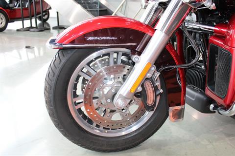 2018 Harley-Davidson Tri Glide® Ultra in Shorewood, Illinois - Photo 24