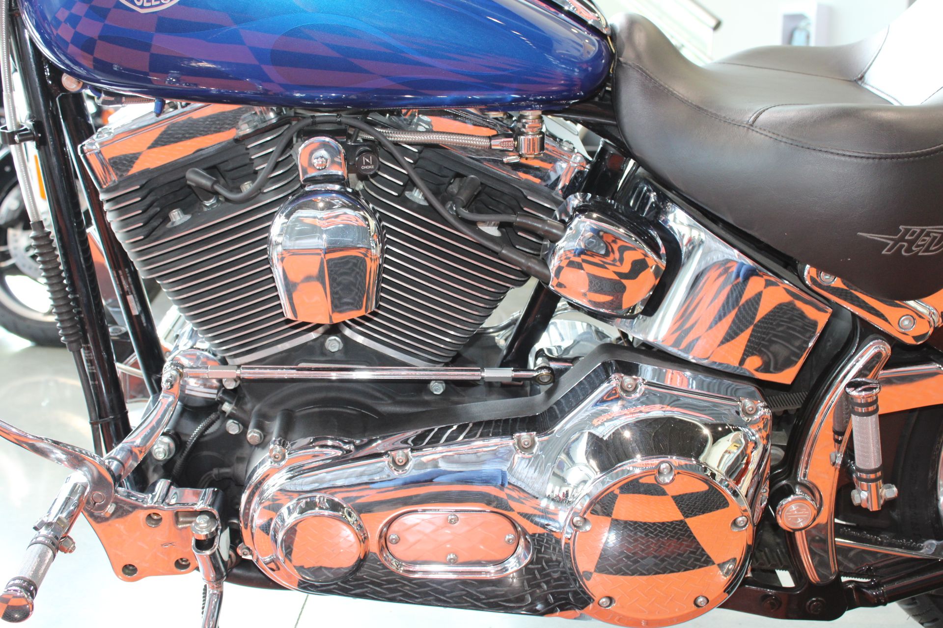 2001 Harley-Davidson FXSTD/FXSTDI Softail® Deuce™ in Shorewood, Illinois - Photo 17
