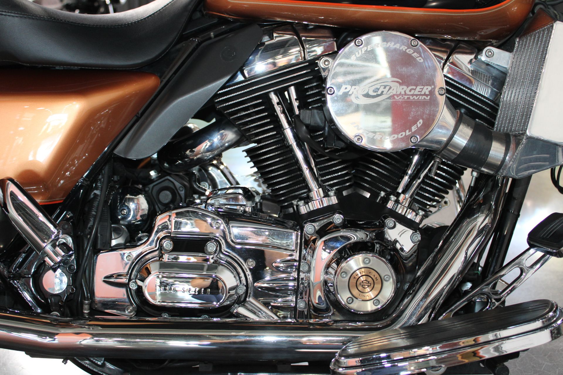 2008 Harley-Davidson Street Glide® in Shorewood, Illinois - Photo 5