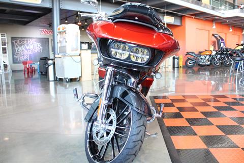 2018 Harley-Davidson CVO™ Road Glide® in Shorewood, Illinois - Photo 24