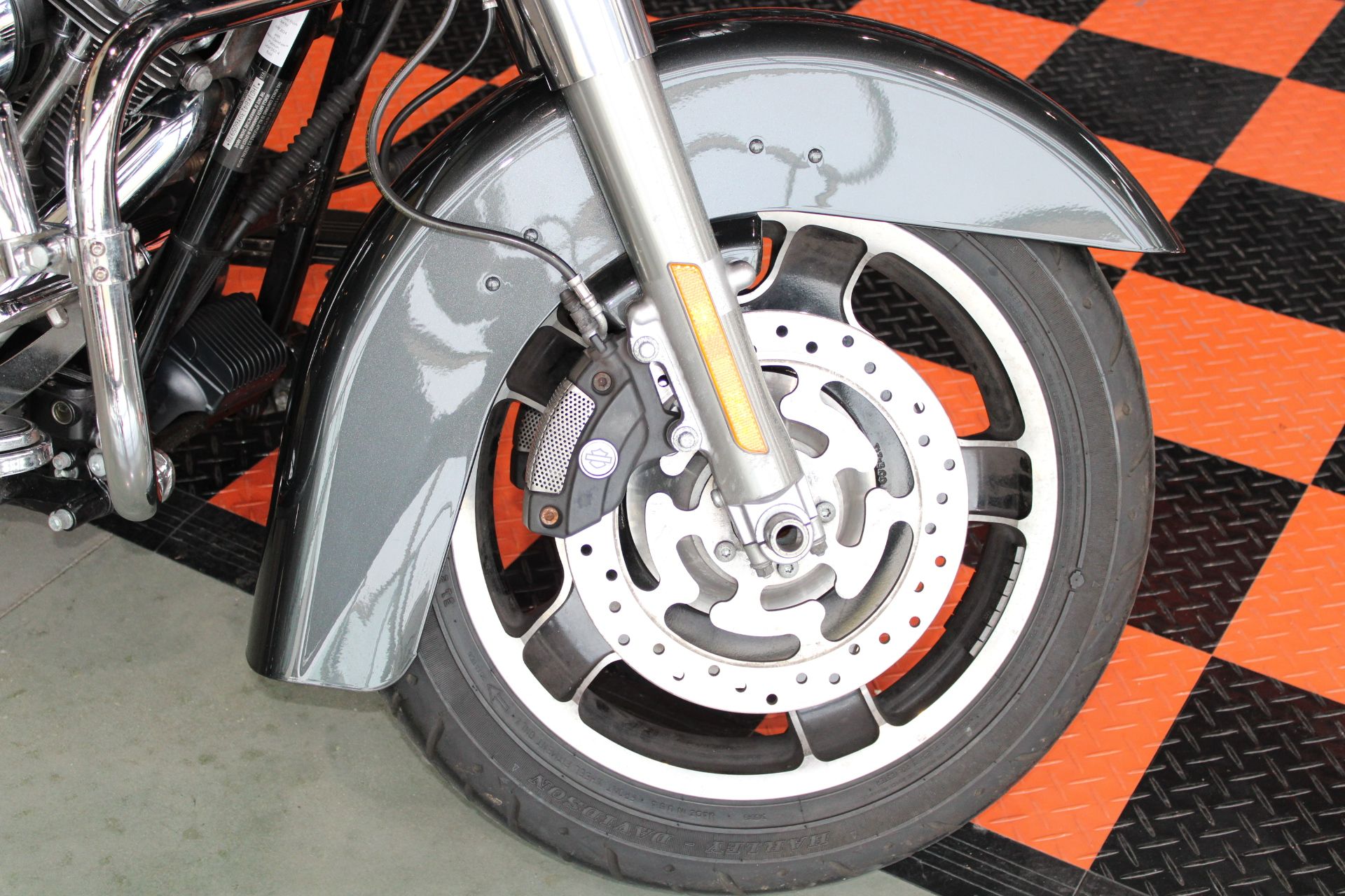 2009 Harley-Davidson Street Glide® in Shorewood, Illinois - Photo 3