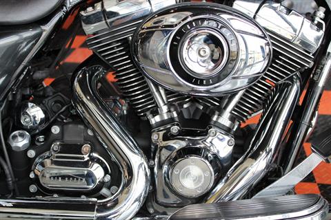 2009 Harley-Davidson Street Glide® in Shorewood, Illinois - Photo 5