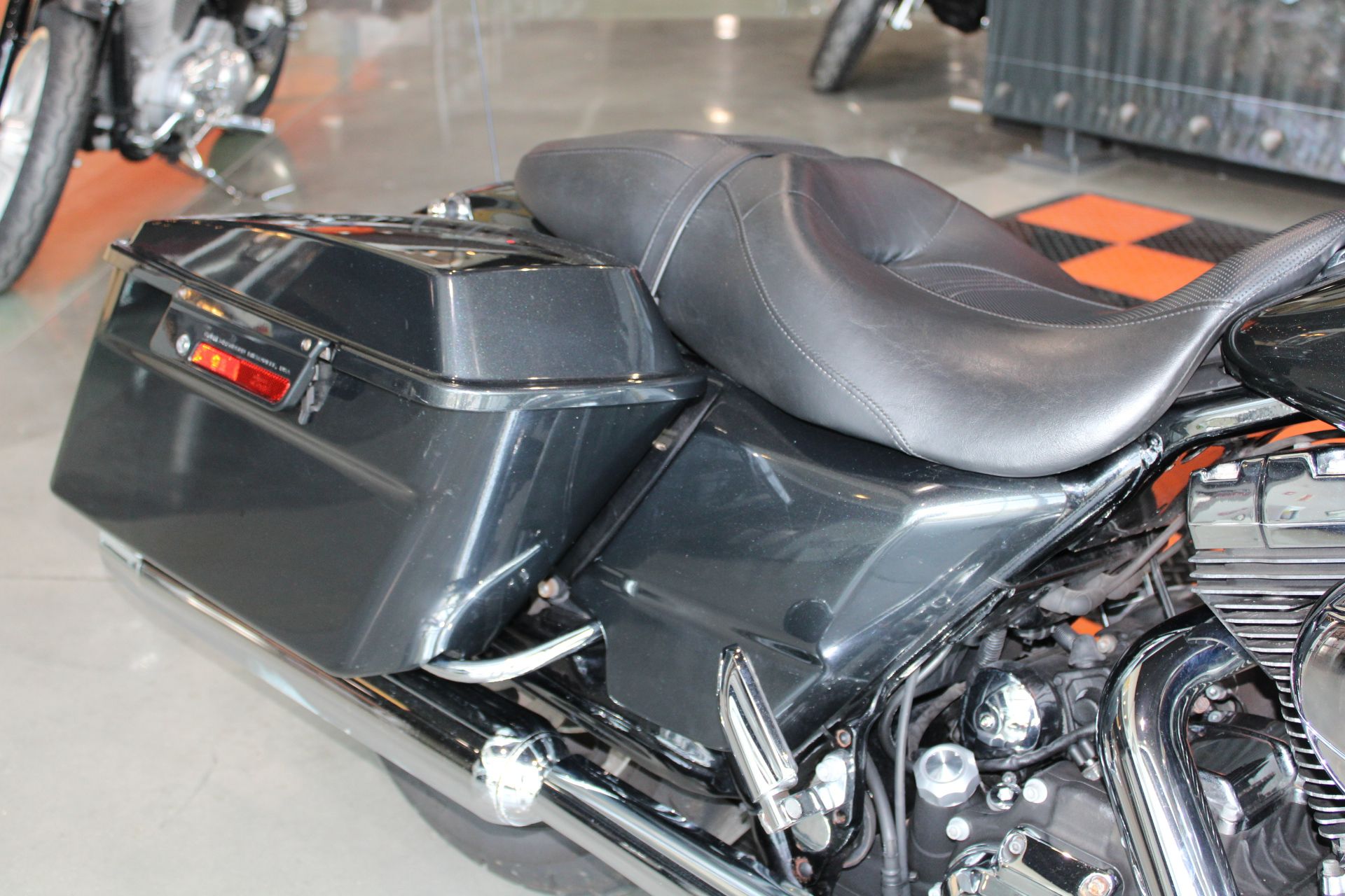 2009 Harley-Davidson Street Glide® in Shorewood, Illinois - Photo 6