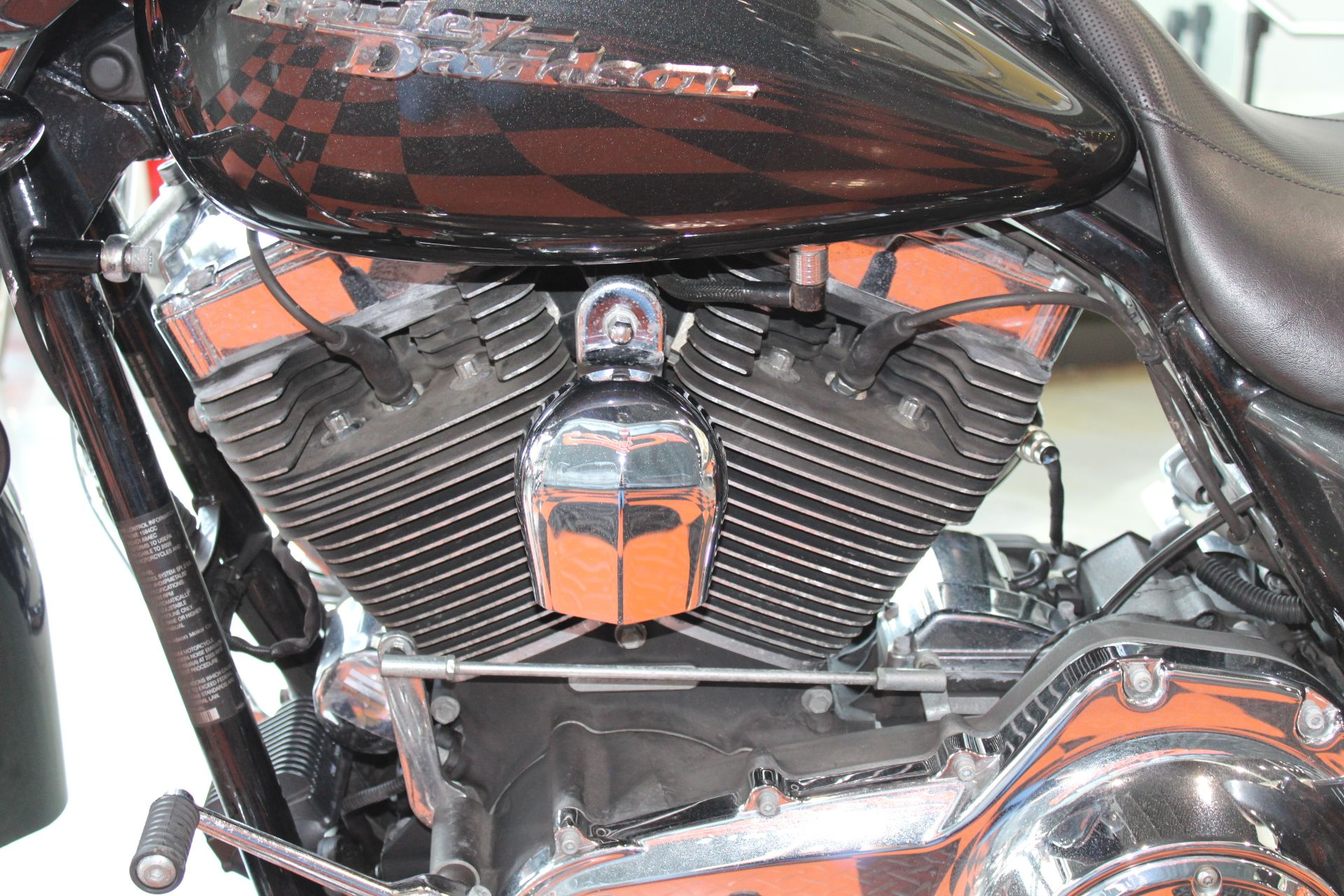 2009 Harley-Davidson Street Glide® in Shorewood, Illinois - Photo 13