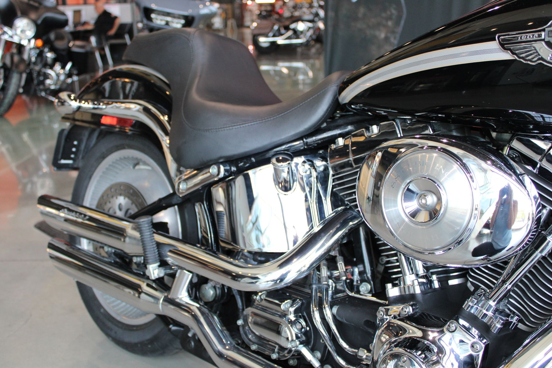 2003 Harley-Davidson FXSTD/FXSTDI Softail®  Deuce™ in Shorewood, Illinois - Photo 6