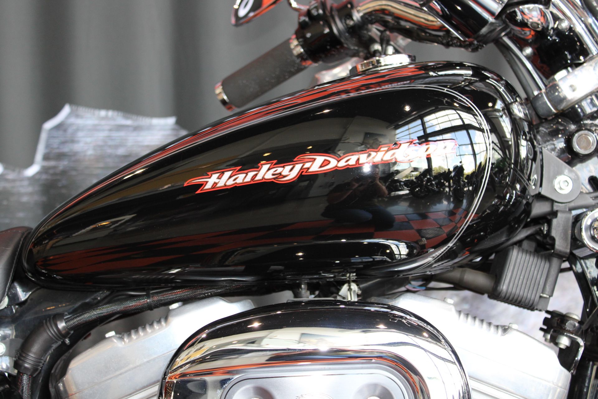 2005 Harley-Davidson Sportster® XL 883C in Shorewood, Illinois - Photo 6