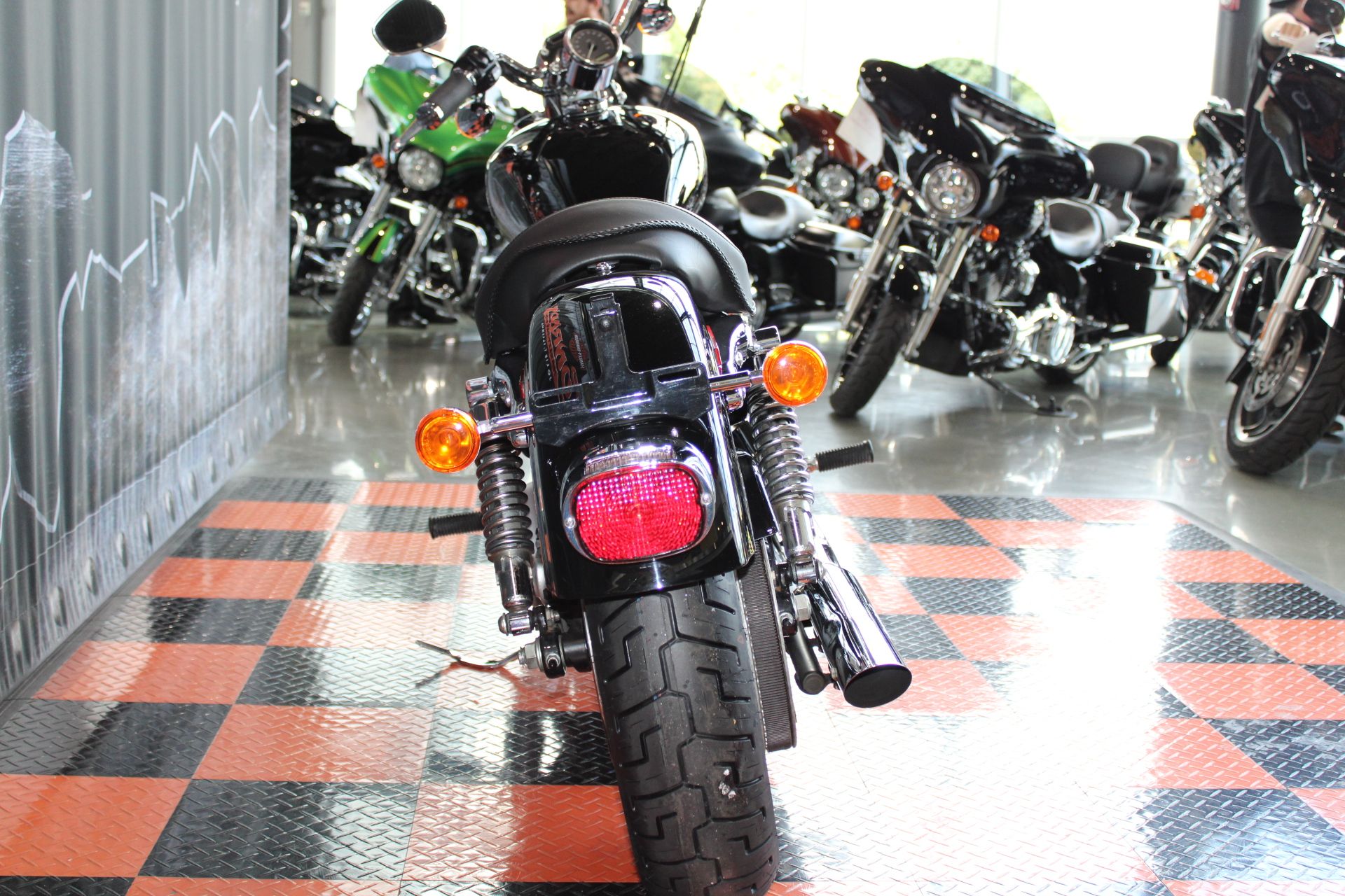 2005 Harley-Davidson Sportster® XL 883C in Shorewood, Illinois - Photo 16