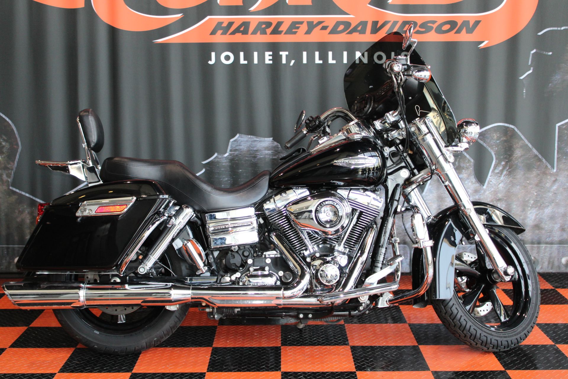 2013 Harley-Davidson Dyna® Switchback™ in Shorewood, Illinois - Photo 2