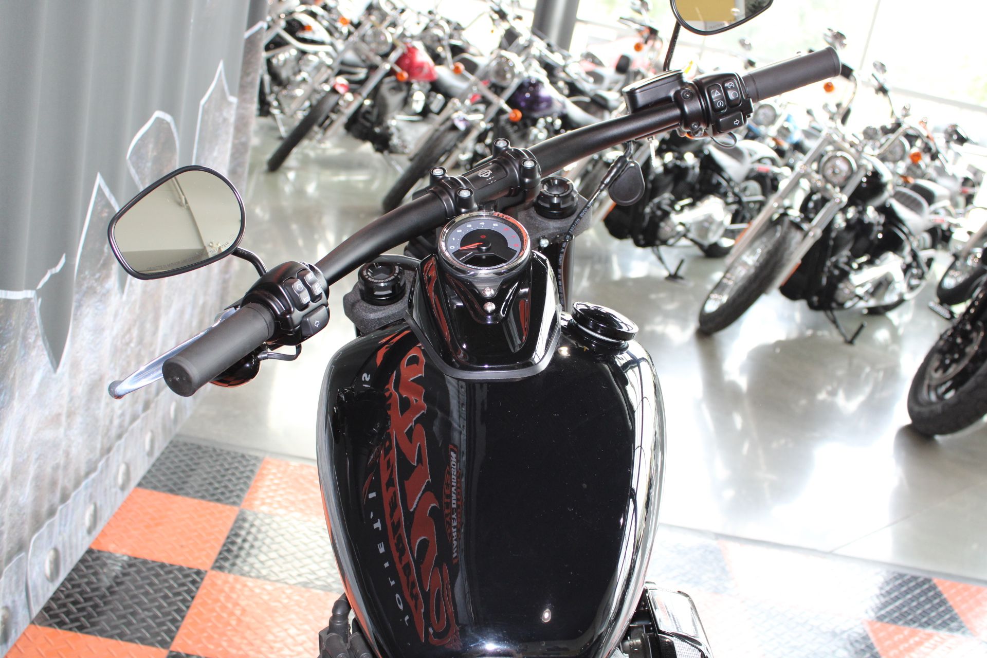 2022 Harley-Davidson Fat Bob® 114 in Shorewood, Illinois - Photo 11