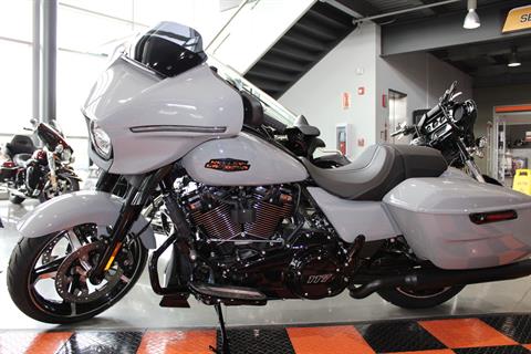 2024 Harley-Davidson Street Glide® in Shorewood, Illinois - Photo 19