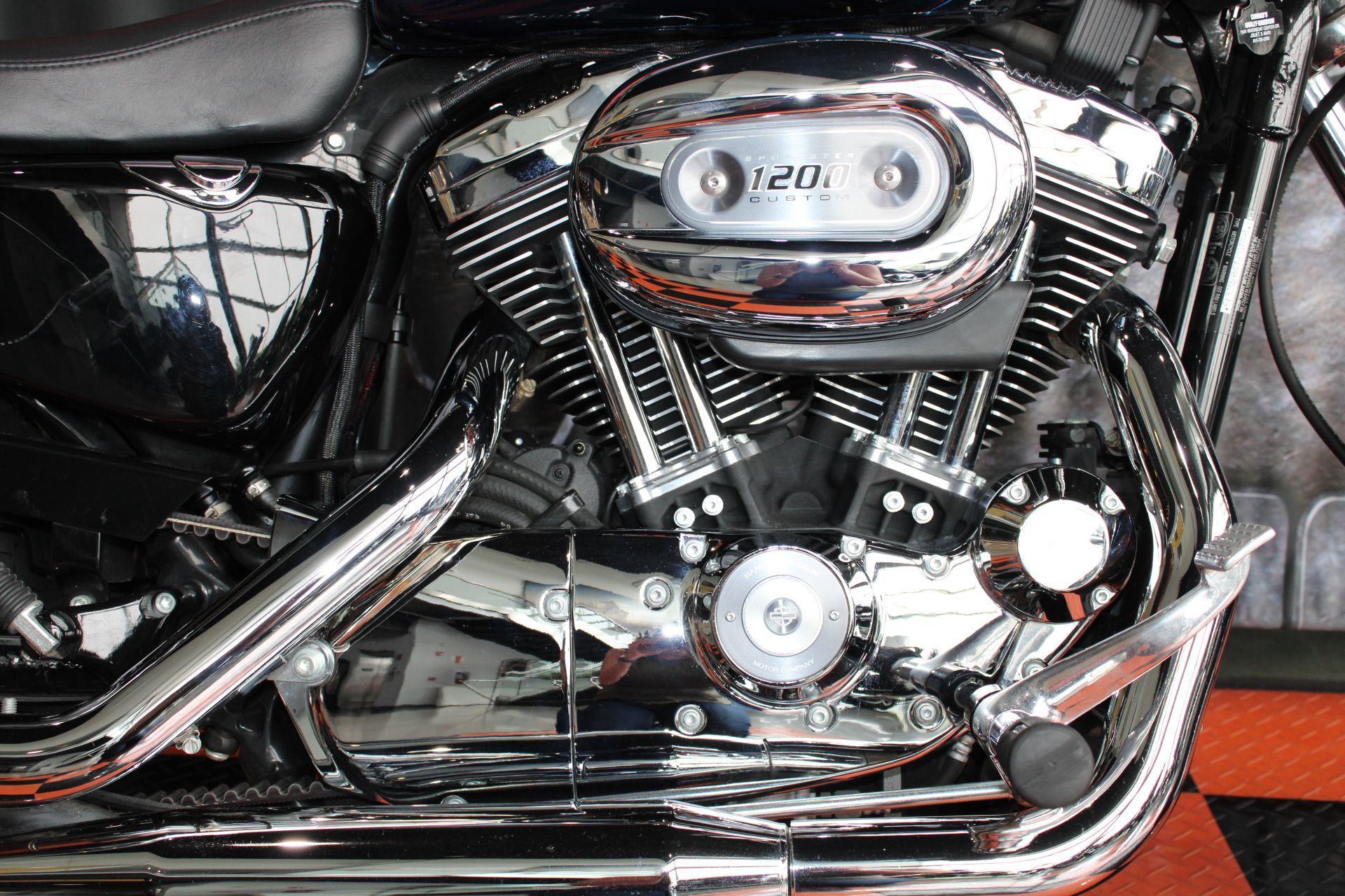 2004 Harley-Davidson Sportster® XL 1200 Custom in Shorewood, Illinois - Photo 7