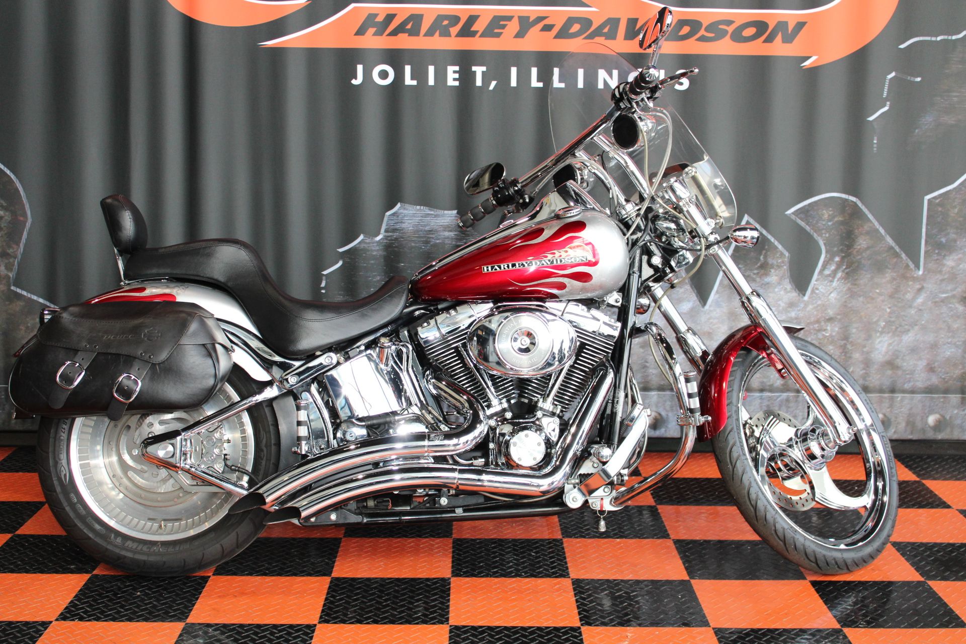 2001 Harley-Davidson Softail Deuce in Shorewood, Illinois - Photo 2